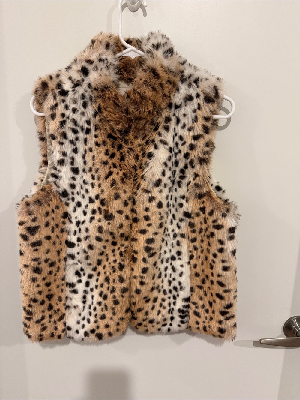 LOFT Faux Fur Cheetah-Print Vest in Tan and White